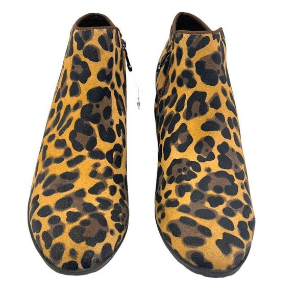Blondo Villa Waterproof Ankle Bootie Cheetah Animal Print Suede Leather Size 10 - Picture 2 of 10